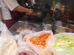 -老婆婆炒饭(小白楼1902欧式风情街店)