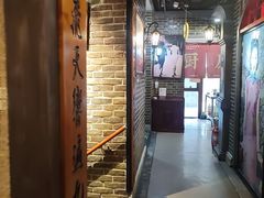 -东口码头·烧鸽子·鱼头泡饼·地方菜(金鹰悦城店)
