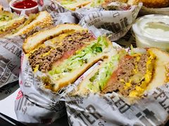 -The Habit Burger Grill 哈比特汉堡(复兴soho店)