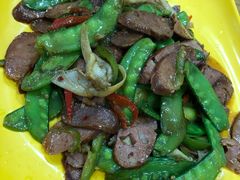 荷兰豆炒腊肠-满堂福素食馆(长阳路店)