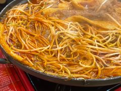 -吴草鸡爪오초닭발韩食堂(融恒盈嘉中心店)