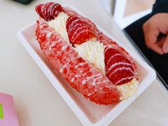 草莓魔法棒-奈雪的茶(百盛店)