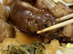 -明姨仔潮汕美食·碳炉猪脚·汕尾牛腩饭·起片鸡煲(起义路店)