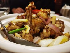 砂锅葱香蛙-南麓·浙里(外滩店)