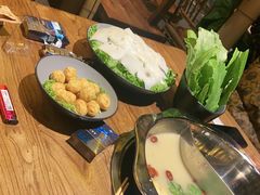 -隐樂門·活牛蛙火锅酒馆
