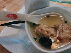 -偶屋里钵少爷(时代广场店)