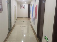 -瑞尔齿科(东方广场诊所)