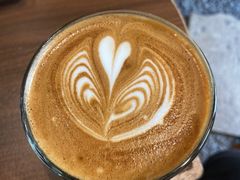 拿铁-Metal hands·铁手咖啡