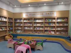 -戊辰亲子游泳俱乐部