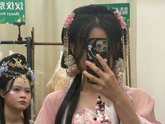 -汉仪华裳汉服馆(豫园店)