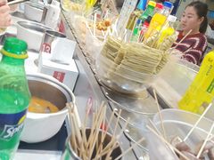 自助取餐区-百品聚旋转火锅(万德庄店)