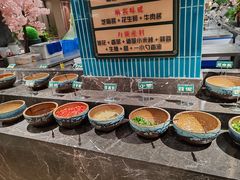 -金马门国际美食百汇(珞喻路店)