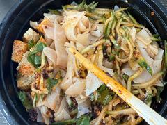 -车库美食餐厅