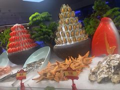 -四囍码头海鲜烧烤自助火锅(外滩南京东路悦荟广场店)