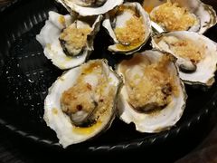 蒜蓉烤生蚝-蚝美人·生蚝海鲜烧烤(茶花园店)
