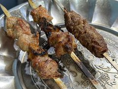 -烤肉小伙烤肉店
