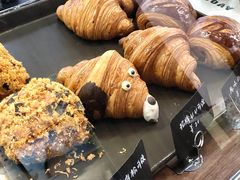 招牌uu可颂-屋裡·Union Bakery(龙江路店)
