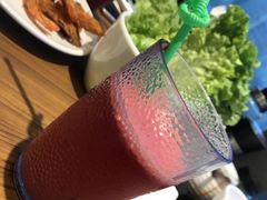 鲜榨西瓜汁-美洲岛烤肉自助餐厅