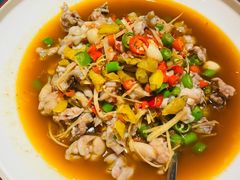 仔姜泡椒牛蛙-滋色臻选川菜(北京坊旗舰店)