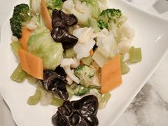 素什锦-高玛纳驴肉火烧(一世界店)