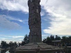 -亚龙湾中心广场