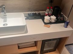 -蓬客精品酒店(南山海岸城购物中心店)
