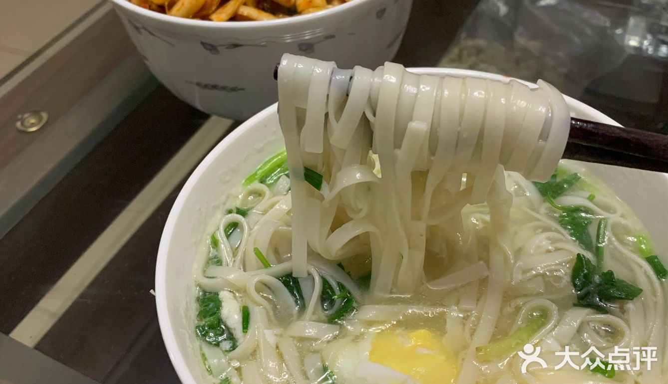从小吃到大的鸡蛋面  应该是很多小伙伴妈妈的同款吧
