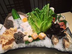 -余欢领鲜火锅(新街口店)