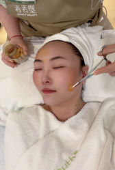 -塑青春&伊肤泉祛痘皮肤管理