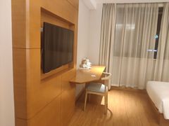 -全季酒店(上海火车站天目西路店)