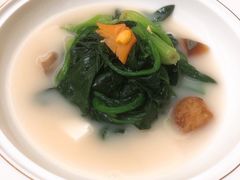 河豚鱼汤浸时蔬-沈灶河豚宴·河豚融合餐厅(汉中路店)