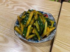-内蒙焖面大盆骨餐馆(山大路店)