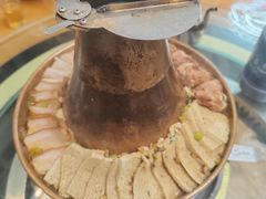 -明月食府(二区干二路店)