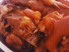 -青岩季姨妈卤猪脚店