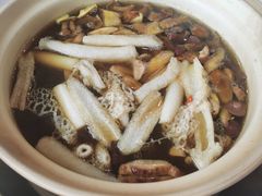 -天宜隆蘑菇宴火锅(石景山旗舰店)
