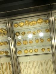 -周大福CHOW TAI FOOK(浦东八佰伴店)