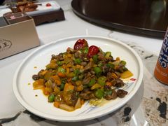 -朱记乳鸽王·非遗石岐乳鸽·全鸽宴(大兴旗舰店)
