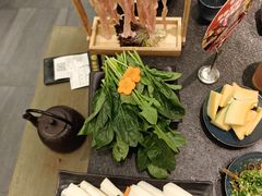 -湊湊火锅·茶憩(打浦桥日月光店)