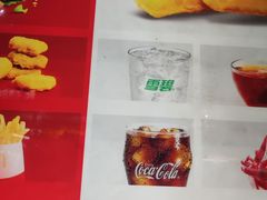 -麦当劳(轻轨曹杨路店)