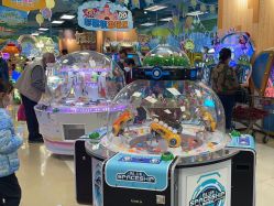 -莫莉幻想儿童乐园(三河燕郊永旺店)