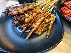 -何师烧烤·香辣蟹·川菜·30年老品牌(太古里旗舰店)