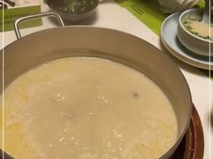-洪氏嗨捞·猪肚鸡火锅(阳光天地店)