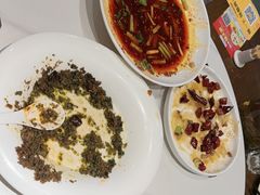 -万重锦·人文川菜馆(骡马市店)