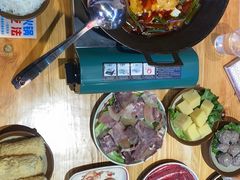 -黔二妞地摊火锅(龙华清湖店)