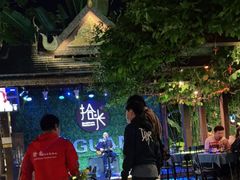 -拾光音乐餐酒吧(告庄星光夜市店)