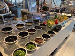 自助调料区-松咖啡自助餐厅·松北香格里拉