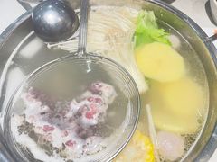 -浪里寻·臻牛养生牛肉火锅(方圆荟店)