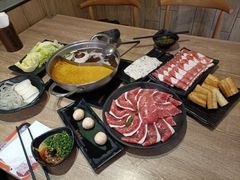 -呷哺呷哺(新世界百货望京店)