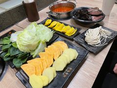 -呷哺呷哺(新世界百货望京店)