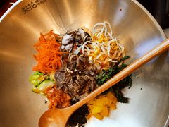 烤牛肉拌饭-梨花牛肉汤饭(仁恒伊势丹店)